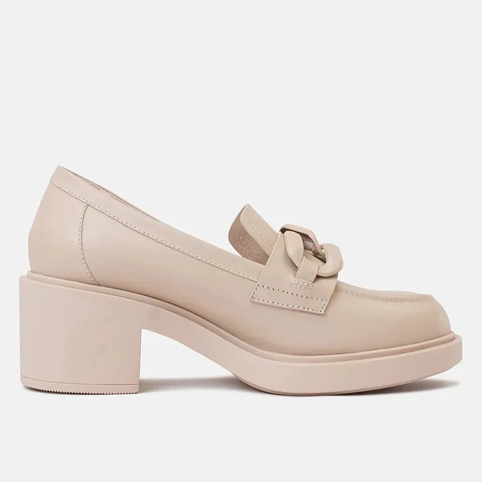 Arrigo Nude Leather Loafers