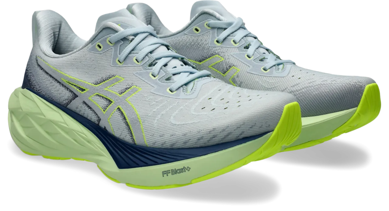 ASICS Mens NOVABLAST 4 Running Shoes