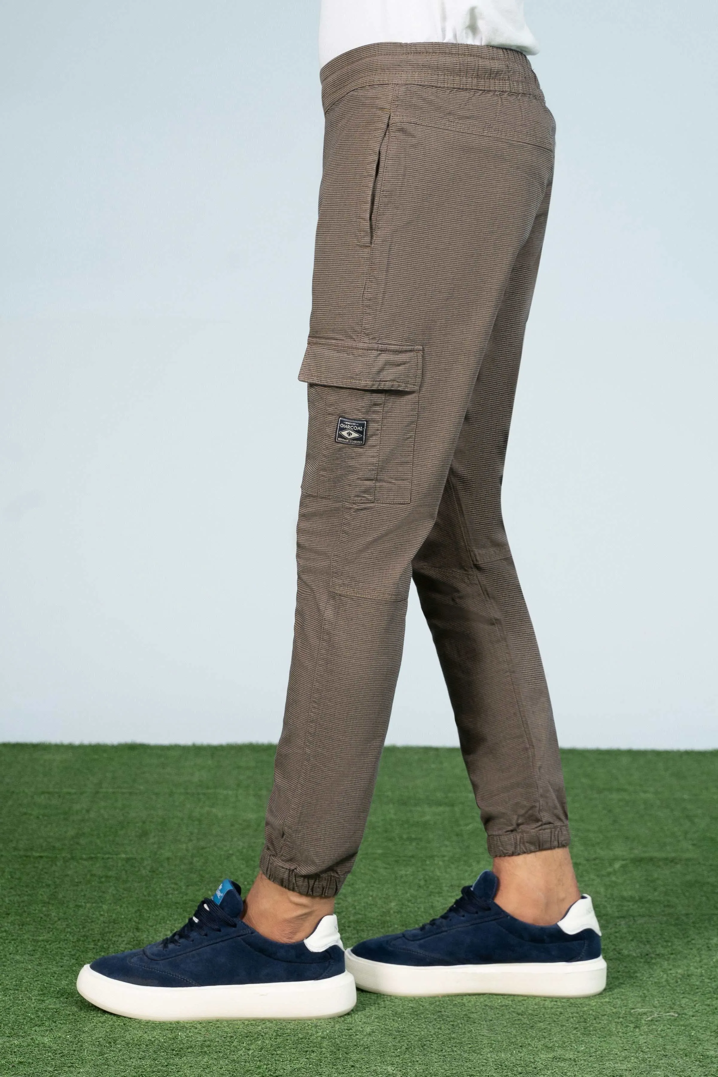 CARGO TEXTURED JOGGER TROUSER BROWN