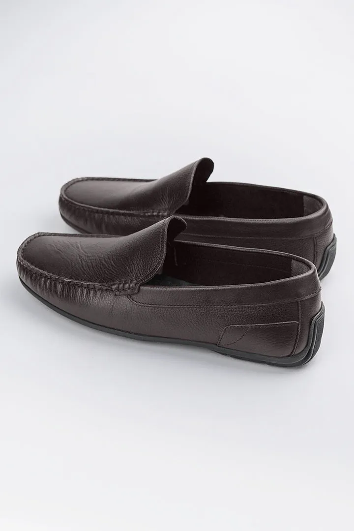 Classic Loafer Shoes - Brown