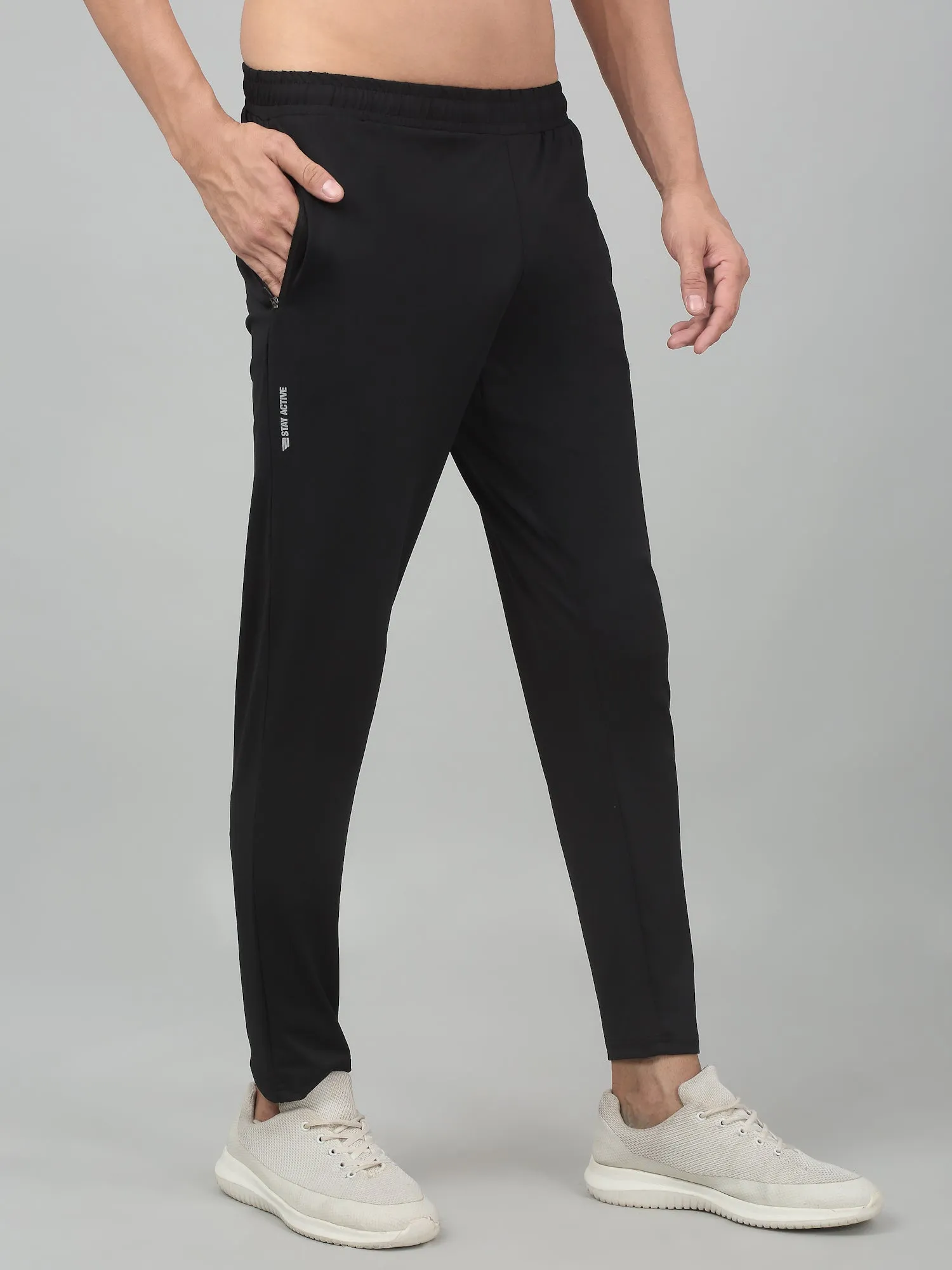 Men's Black Solid Stretchable Active Wear Track Pant