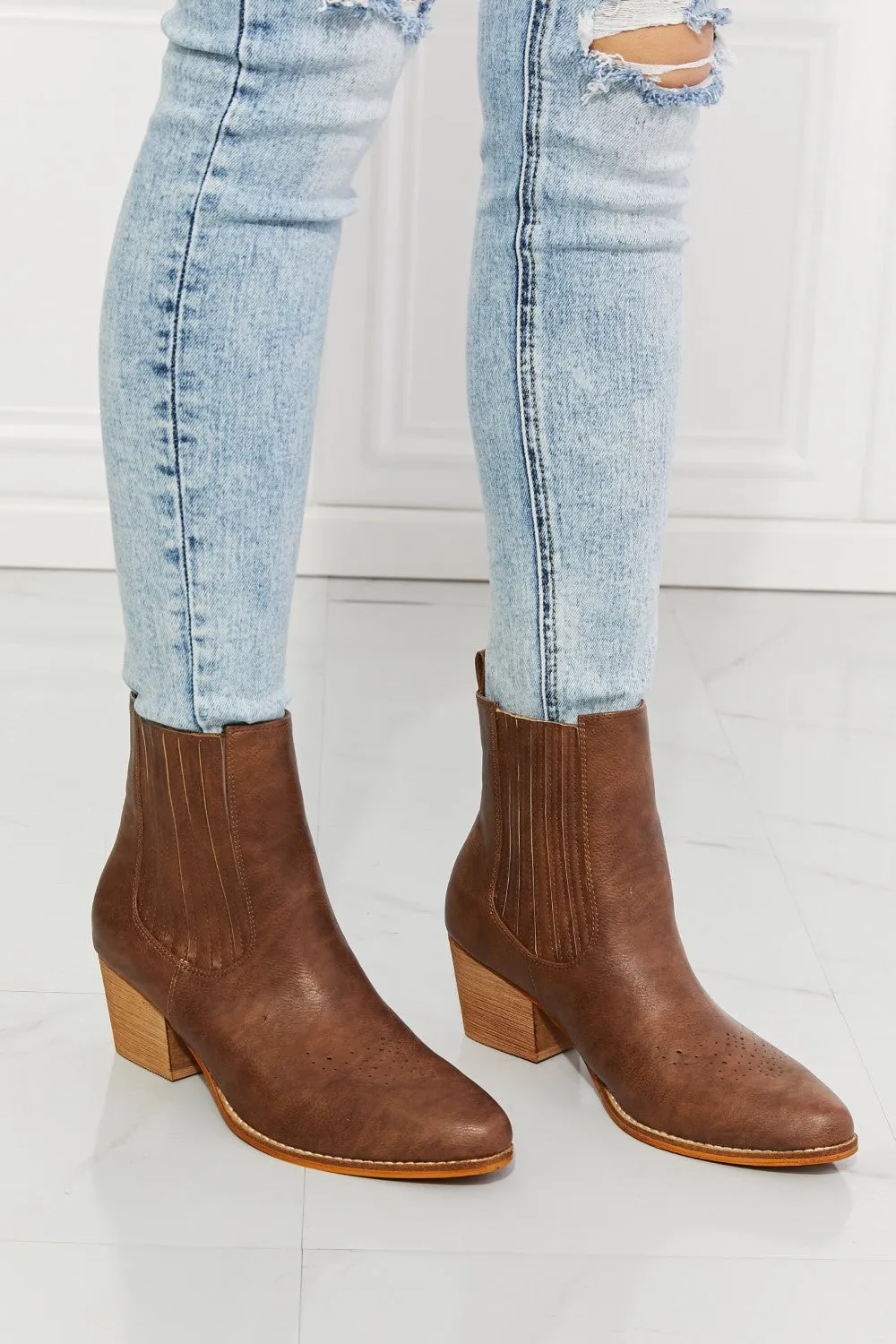 MMShoes Love the Journey Stacked Heel Chelsea Boot in Chestnut