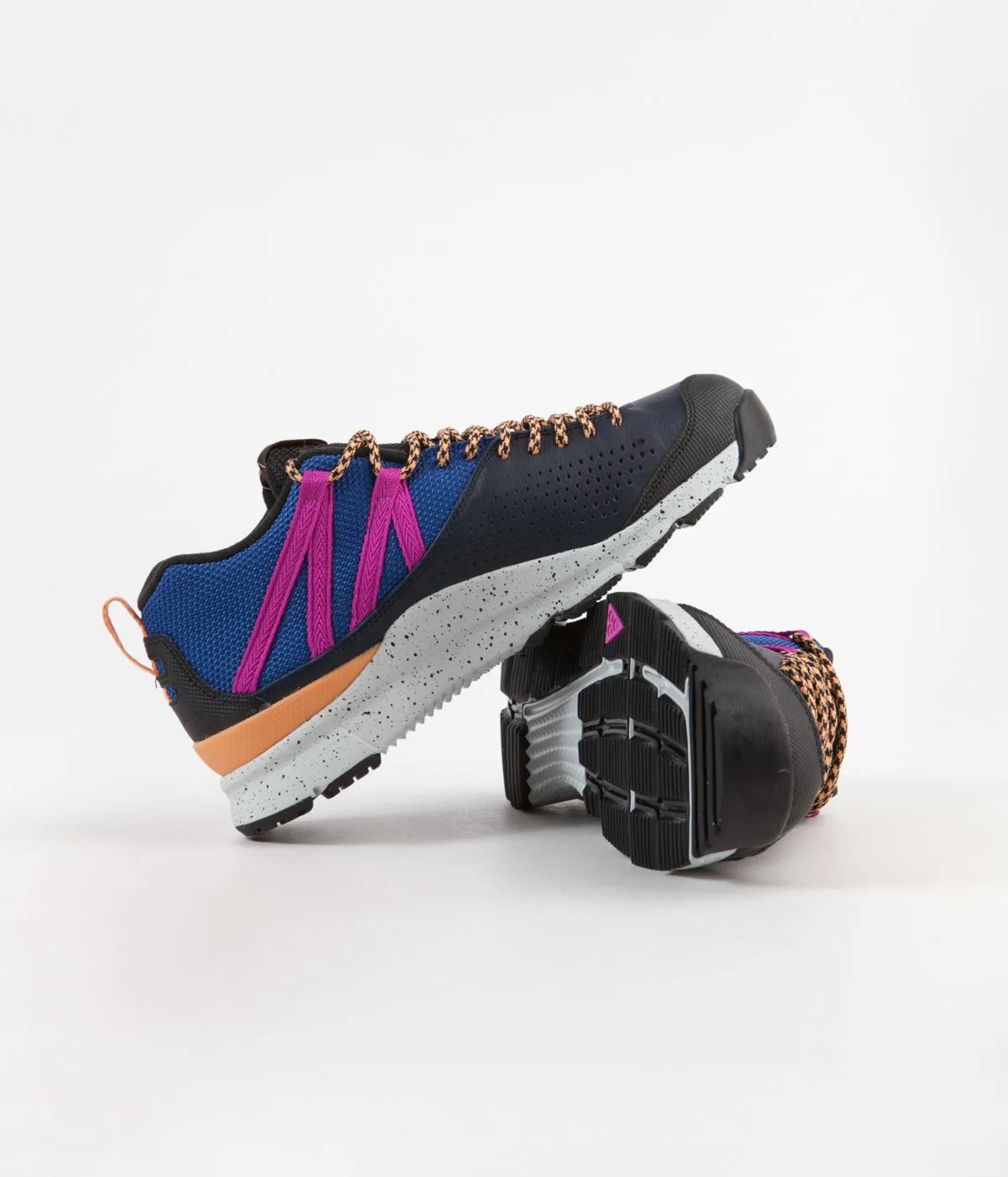 Nike ACG Okwahn II Shoes - Obsidian / Fuel Orange - Indigo Force