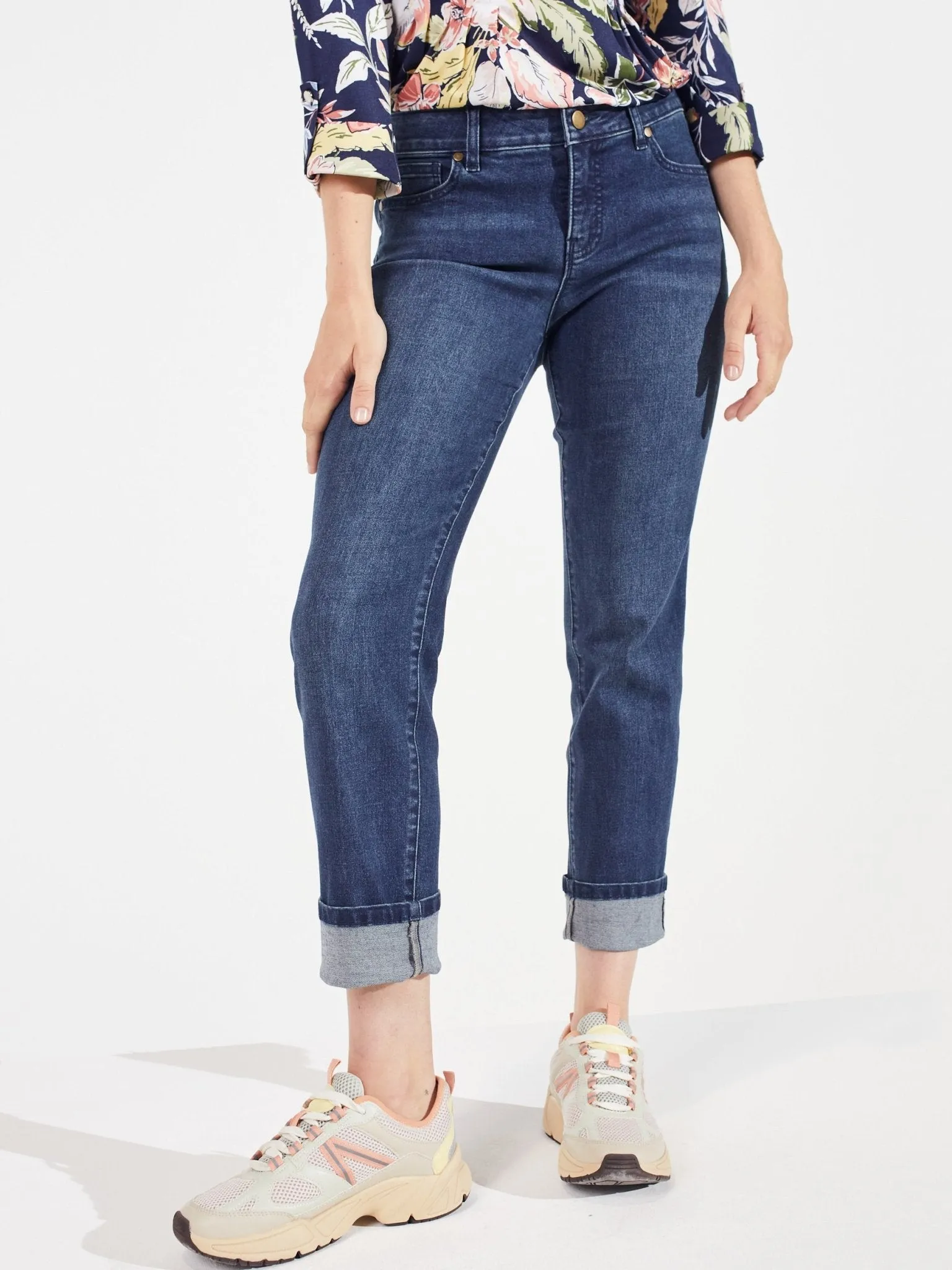 Signature Girlfriend 5 Pocket Jeans With Selvedge Cuff