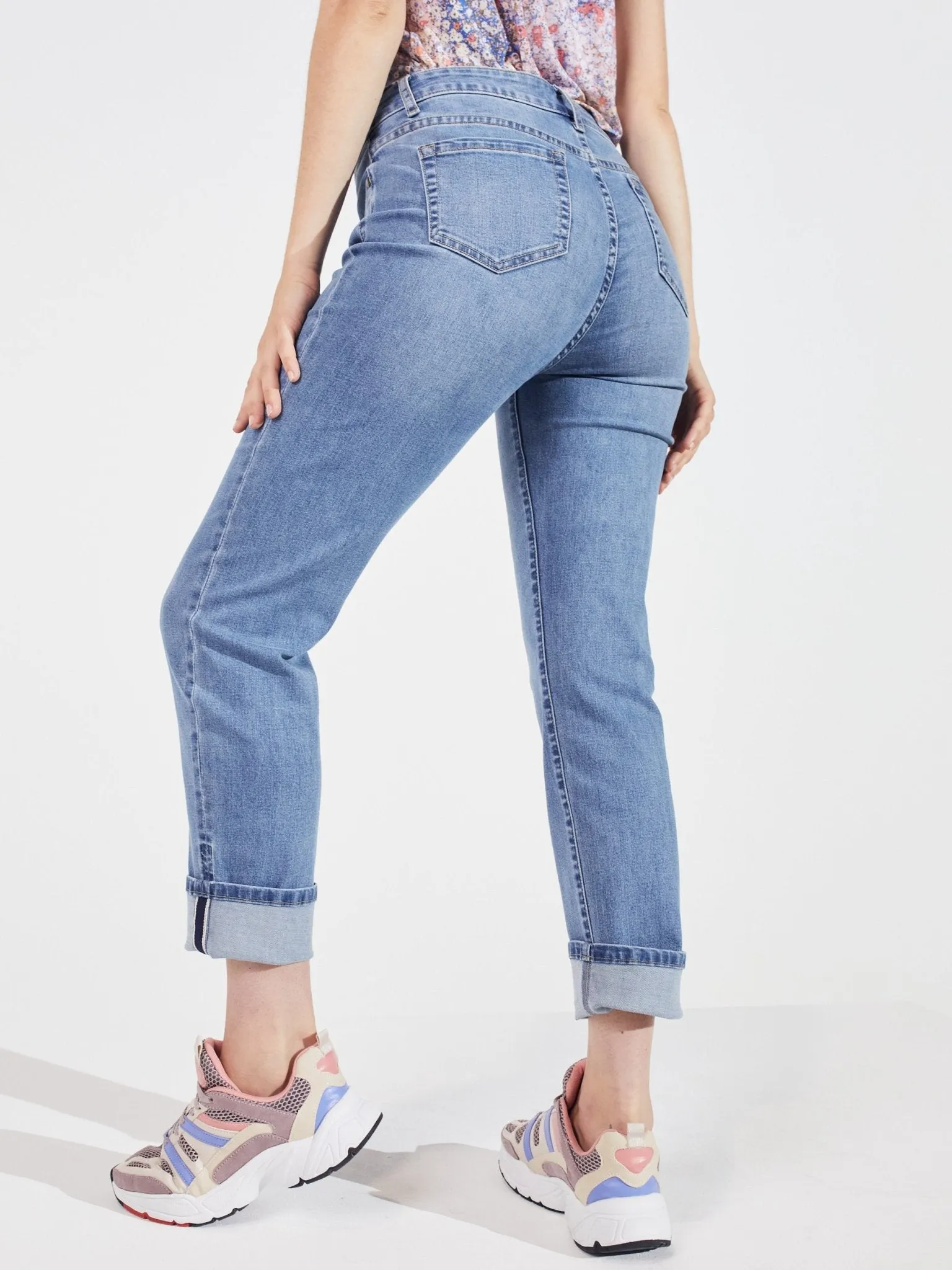 Signature Girlfriend 5 Pocket Jeans With Selvedge Cuff