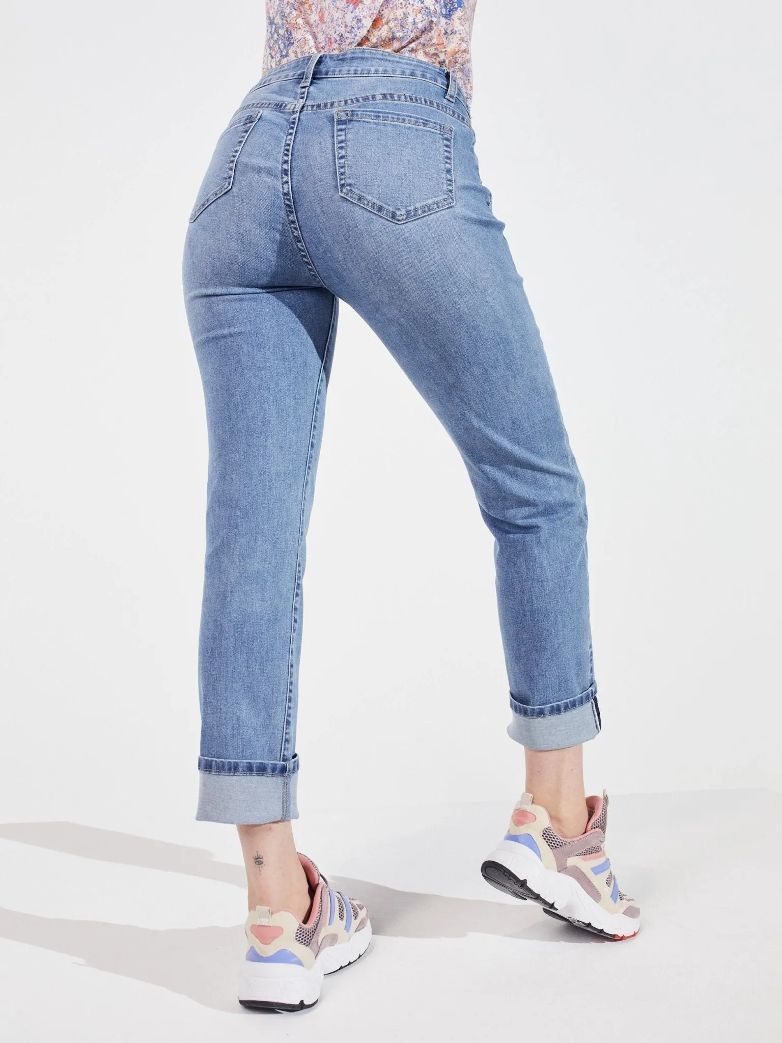 Signature Girlfriend 5 Pocket Jeans With Selvedge Cuff