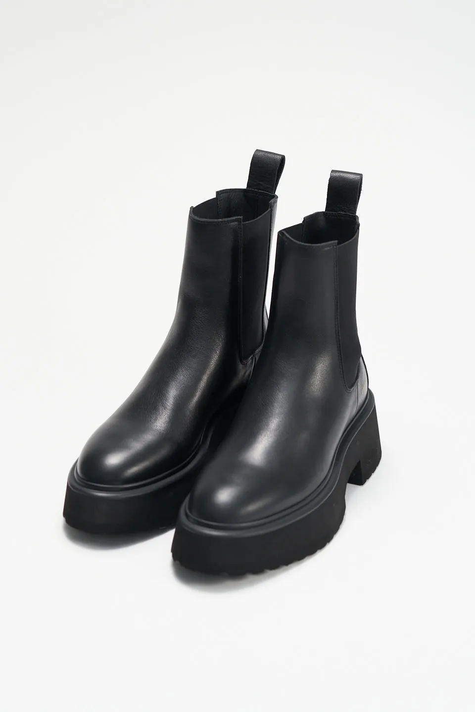 Vitello Black Matt Low Chelsea Boots