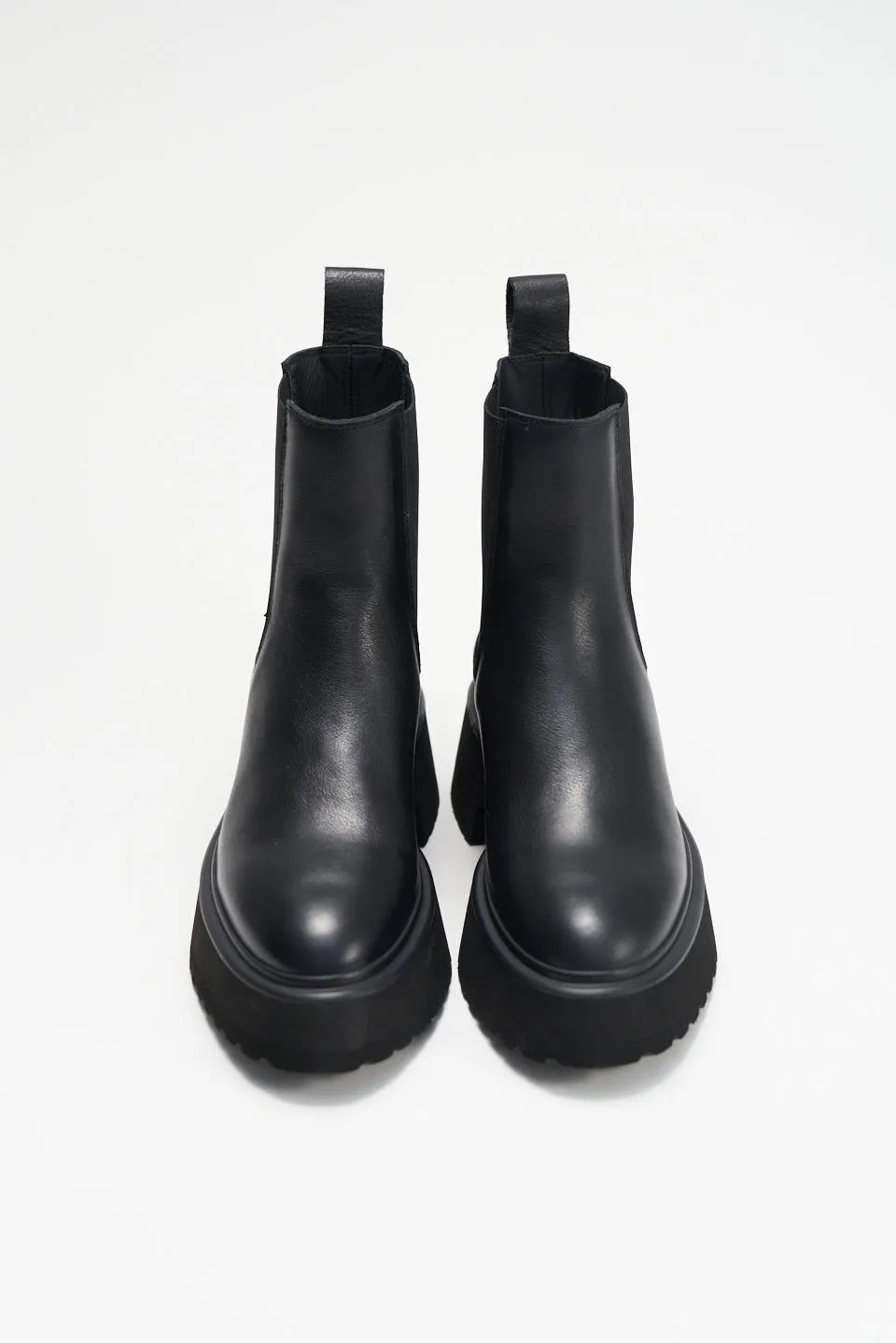 Vitello Black Matt Low Chelsea Boots