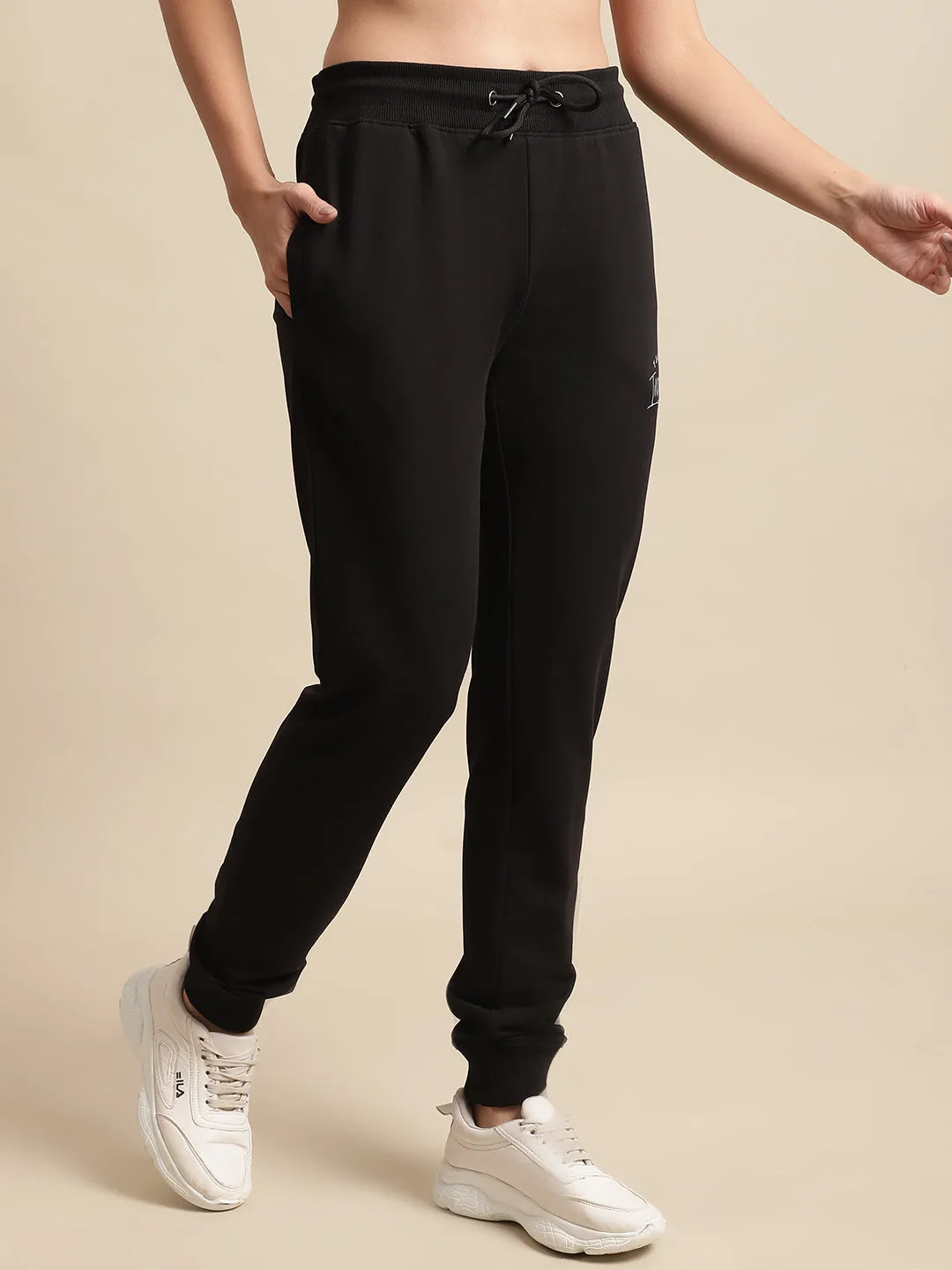 Women's Casual  Black Full length Mid rise Jogger Pants